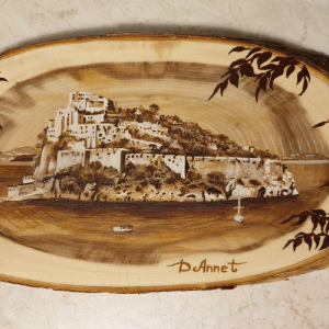 Картина на срезе дерева "Арагонский замок"
